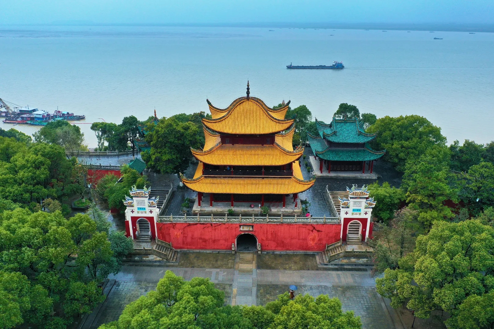 岳阳楼.webp